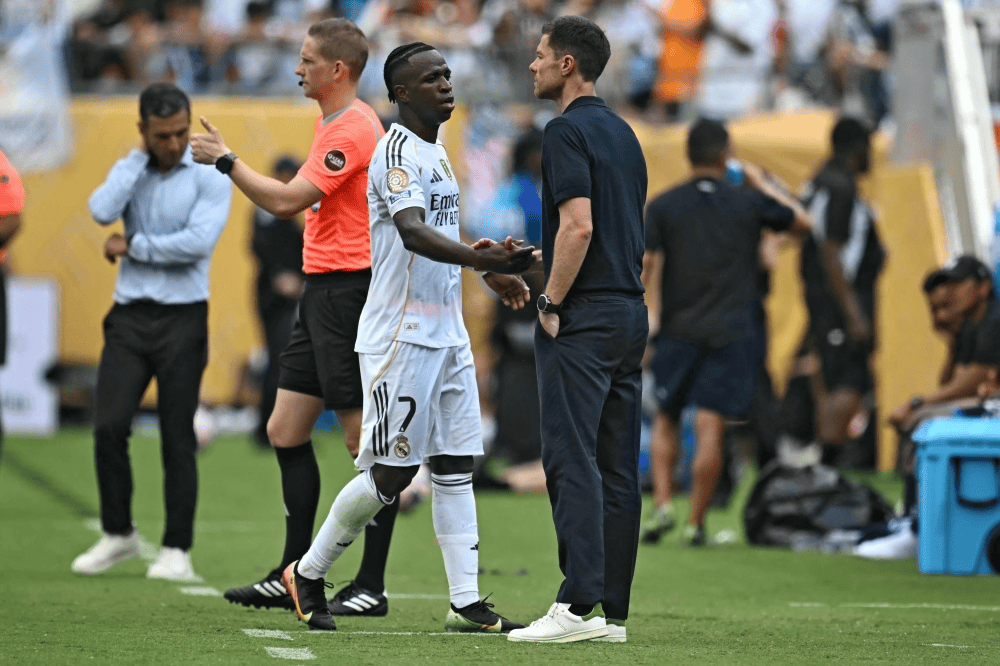 贝博娱乐入口 -包含NBA总决赛今夜再迎强敌，皇家马德里调整名单，主帅态度：信心回归，数据趋势出现新变化的词条