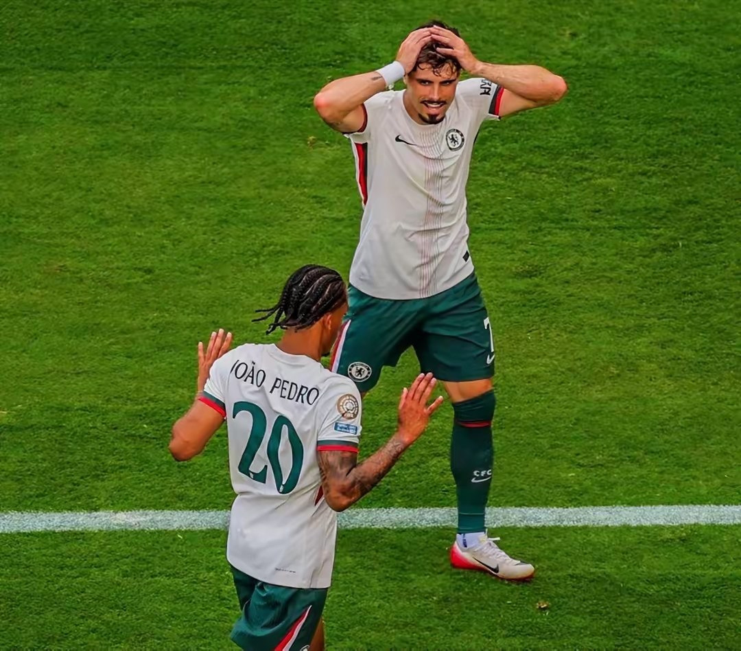 贝博体育入口 -关键时刻费耶诺德备战意大利杯，刷新队史纪录细节曝光，底气十足，年轻球员得到机会(前进之鹰vs费耶诺德)