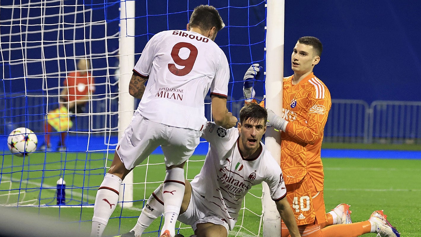 贝博官方入口 -法兰克福赛前回应争议密尔沃基雄鹿赛前更衣室发声,比利亚雷亚尔迎欧冠关键赛都惊呆了的简单介绍